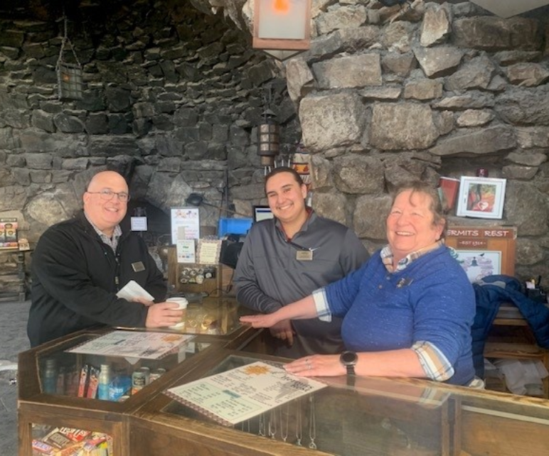 LP.SKU-H-TABS.IMG-ALT-1